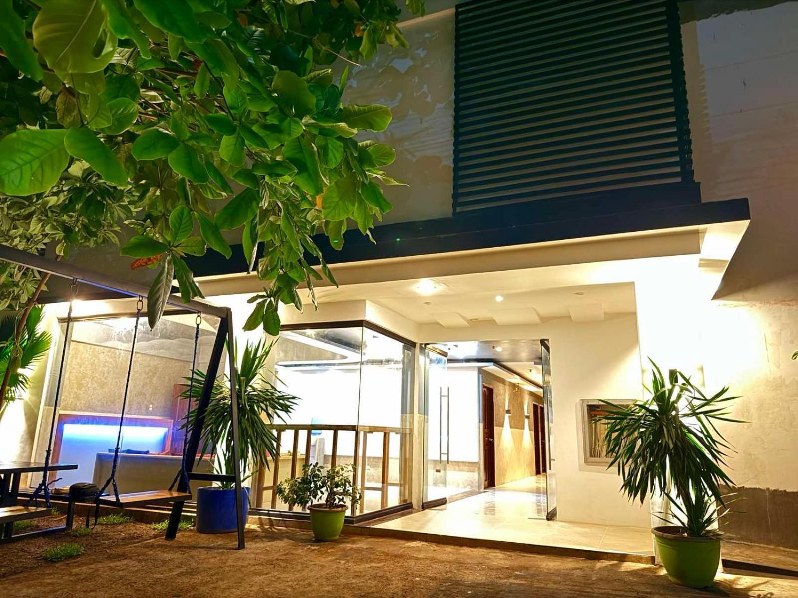 Goofy Ants Hostel Puerto Princesa Bagian luar foto